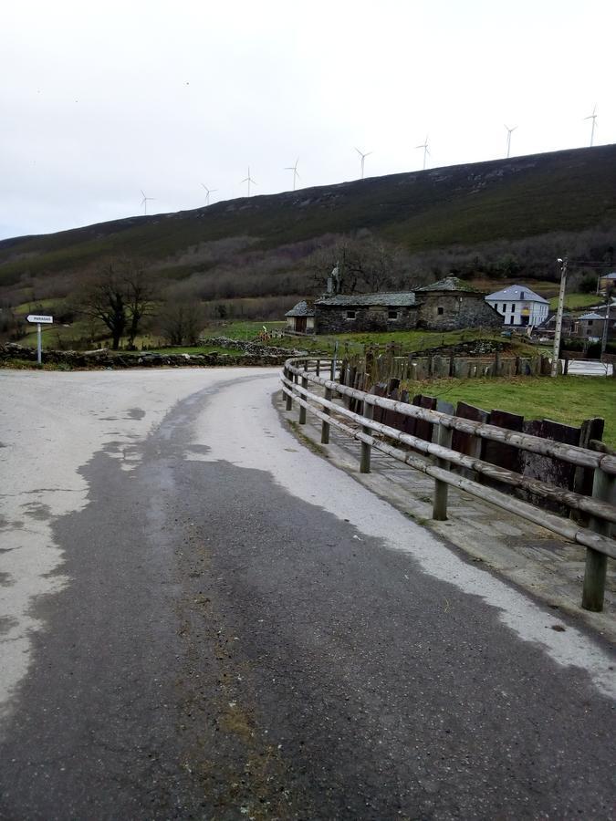 Berducedo Albergue Miguelin旅舍 外观 照片